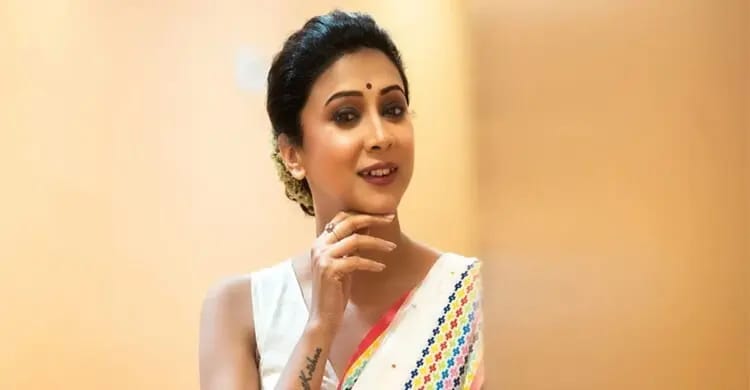 হাসপাতালে ভর্তি সংগীত শিল্পী পৌষালী ব্যানার্জি হাসপাতালে ভর্তি সংগীত শিল্পী পৌষালী ব্যানার্জি